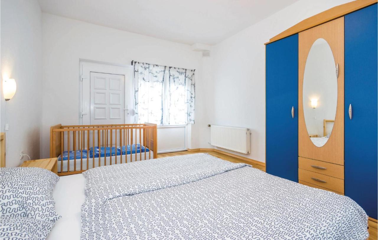 Stunning Apartment In Матульи Экстерьер фото